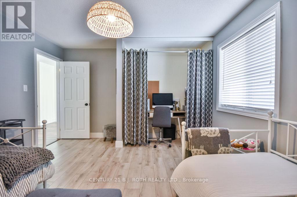 11 Blackbird Lane, Barrie, Ontario  L4N 0Z1 - Photo 46 - S12478251