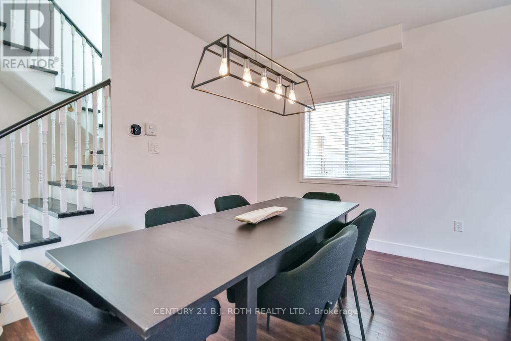 11 Blackbird Lane, Barrie, Ontario  L4N 0Z1 - Photo 5 - S12478251