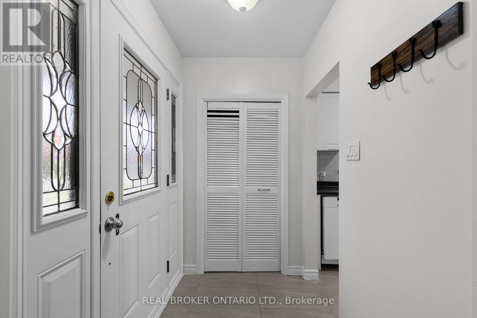 65 Ottaway Avenue, Barrie, Ontario  L4M 2X1 - Photo 6 - S12478259