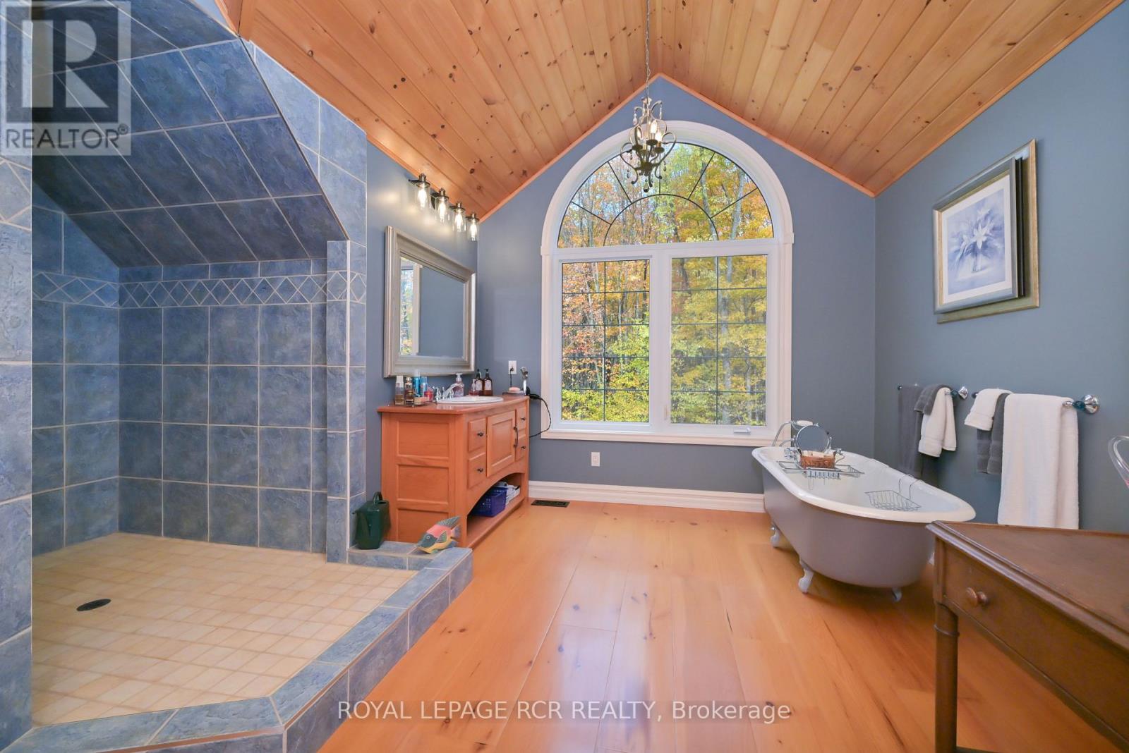 1385 Baseline Road, Springwater, Ontario  L0L 2K0 - Photo 17 - S12478287