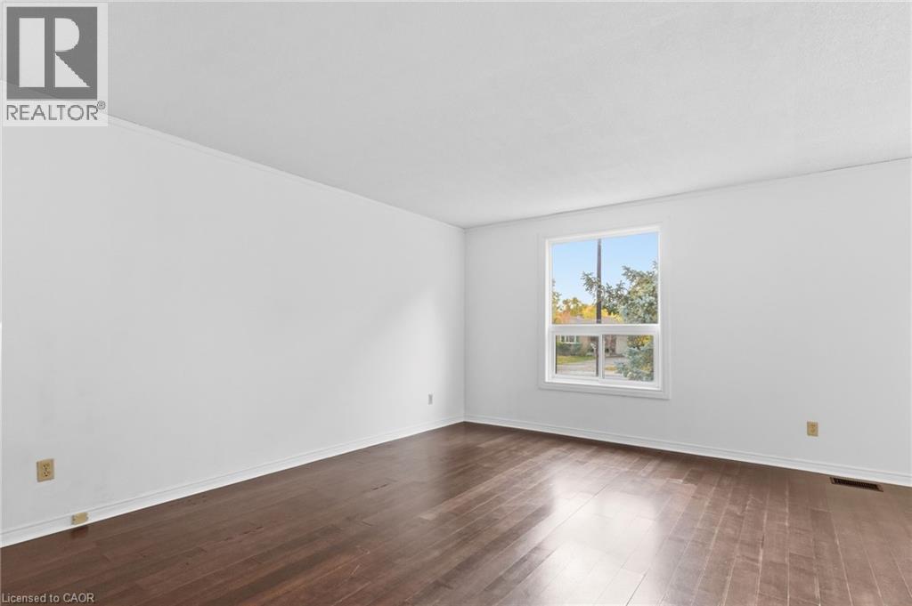 26 October Place, Brantford, Ontario  N3R 7B4 - Photo 8 - 40779206