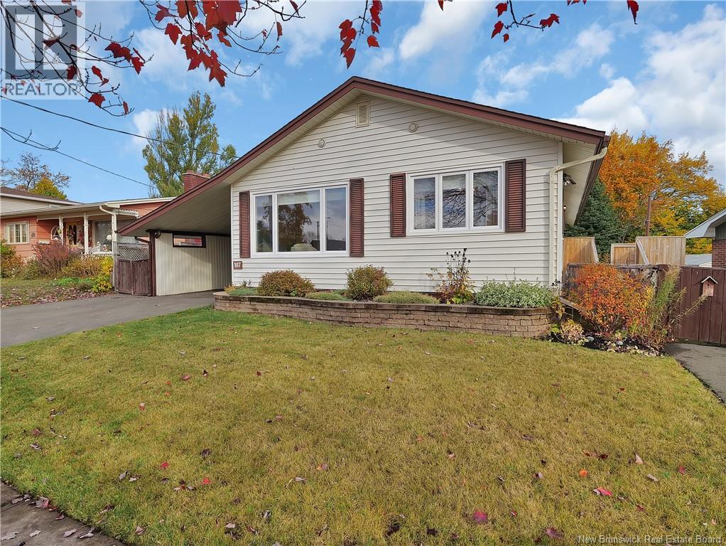 107 Carney, Moncton, New Brunswick  E1C 4J1 - Photo 1 - NB128945