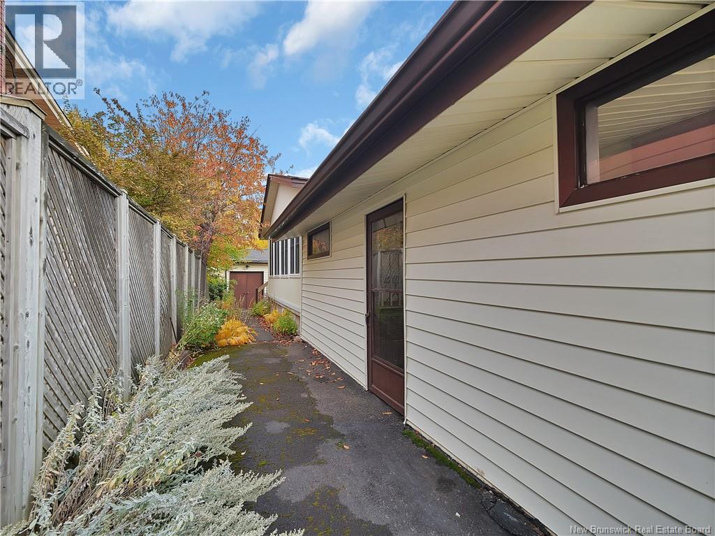 107 Carney, Moncton, New Brunswick  E1C 4J1 - Photo 30 - NB128945