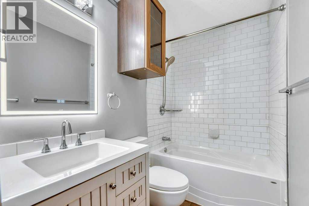 41 Millbank Bay Sw, Calgary, Alberta  T2Y 2Z1 - Photo 21 - A2222216