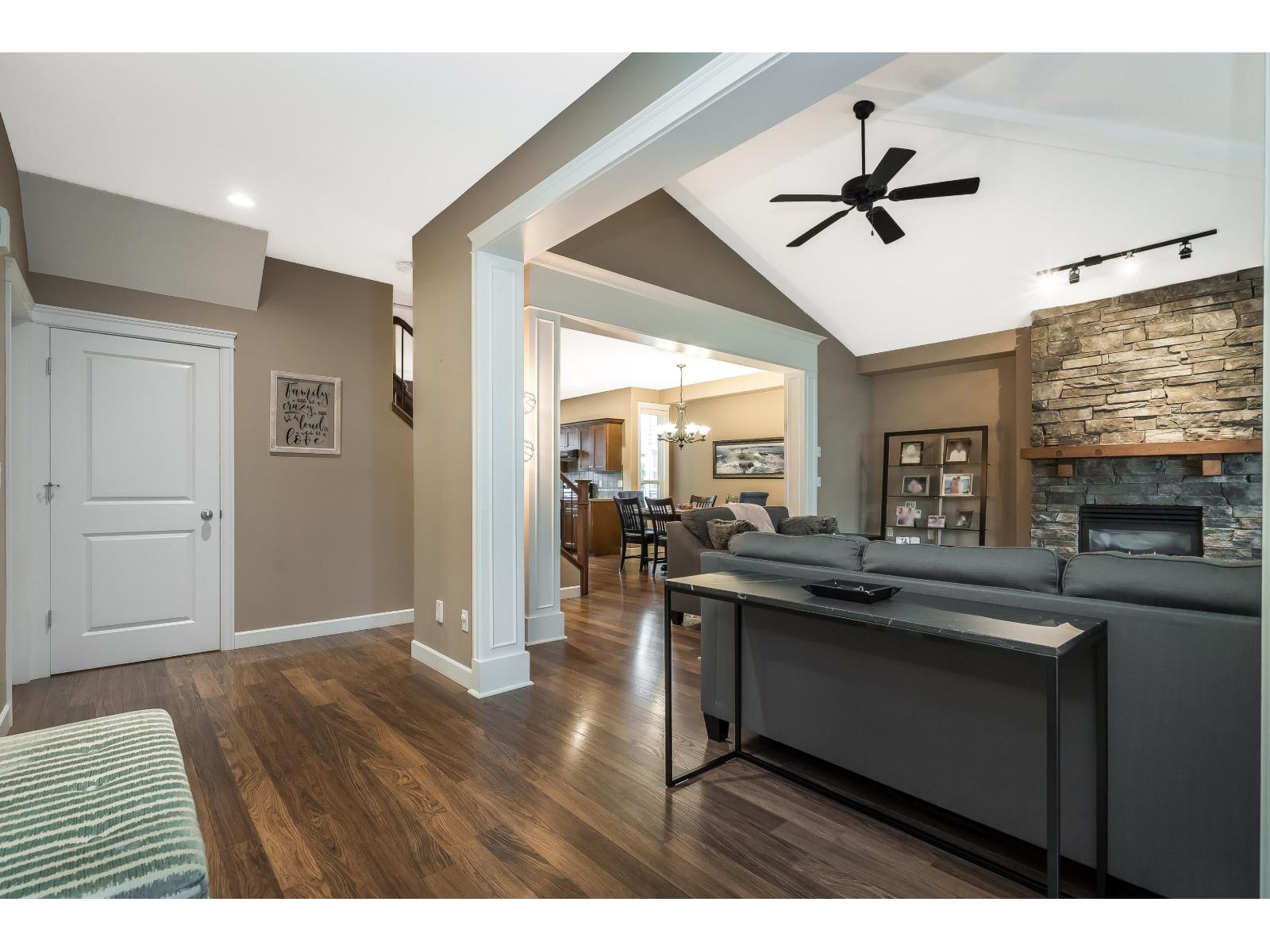 19088 68a Avenue, Surrey, British Columbia  V4N 5P4 - Photo 6 - R3061182