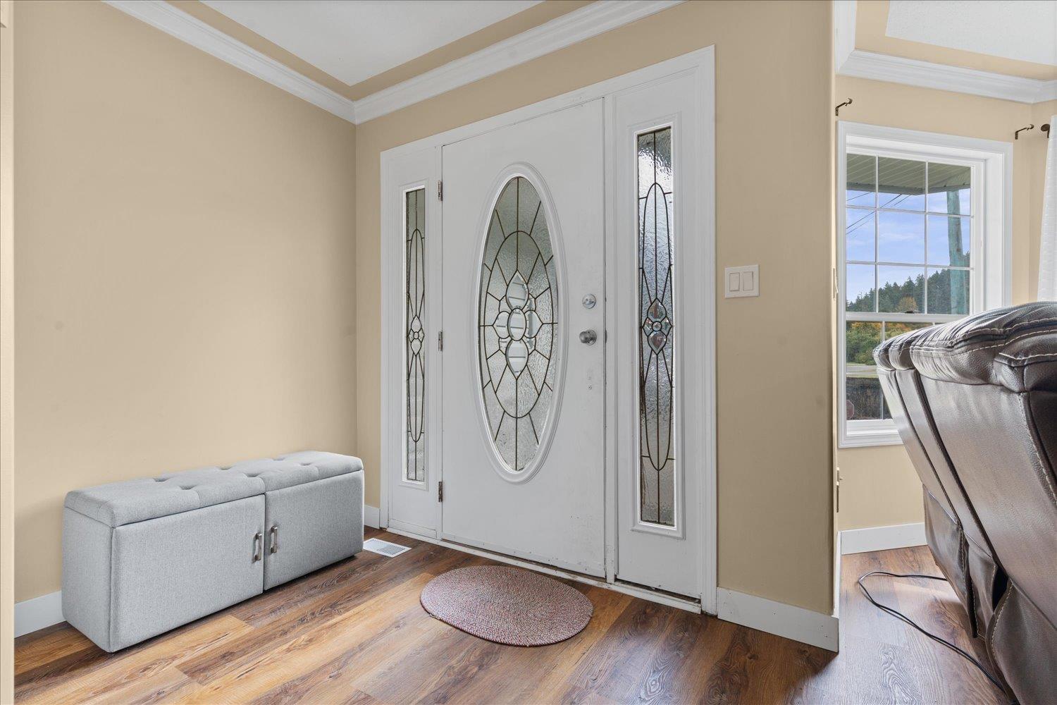 65885 Ogilview Drive, Kawkawa Lake, Hope, British Columbia  V0X 1L1 - Photo 3 - R3060937