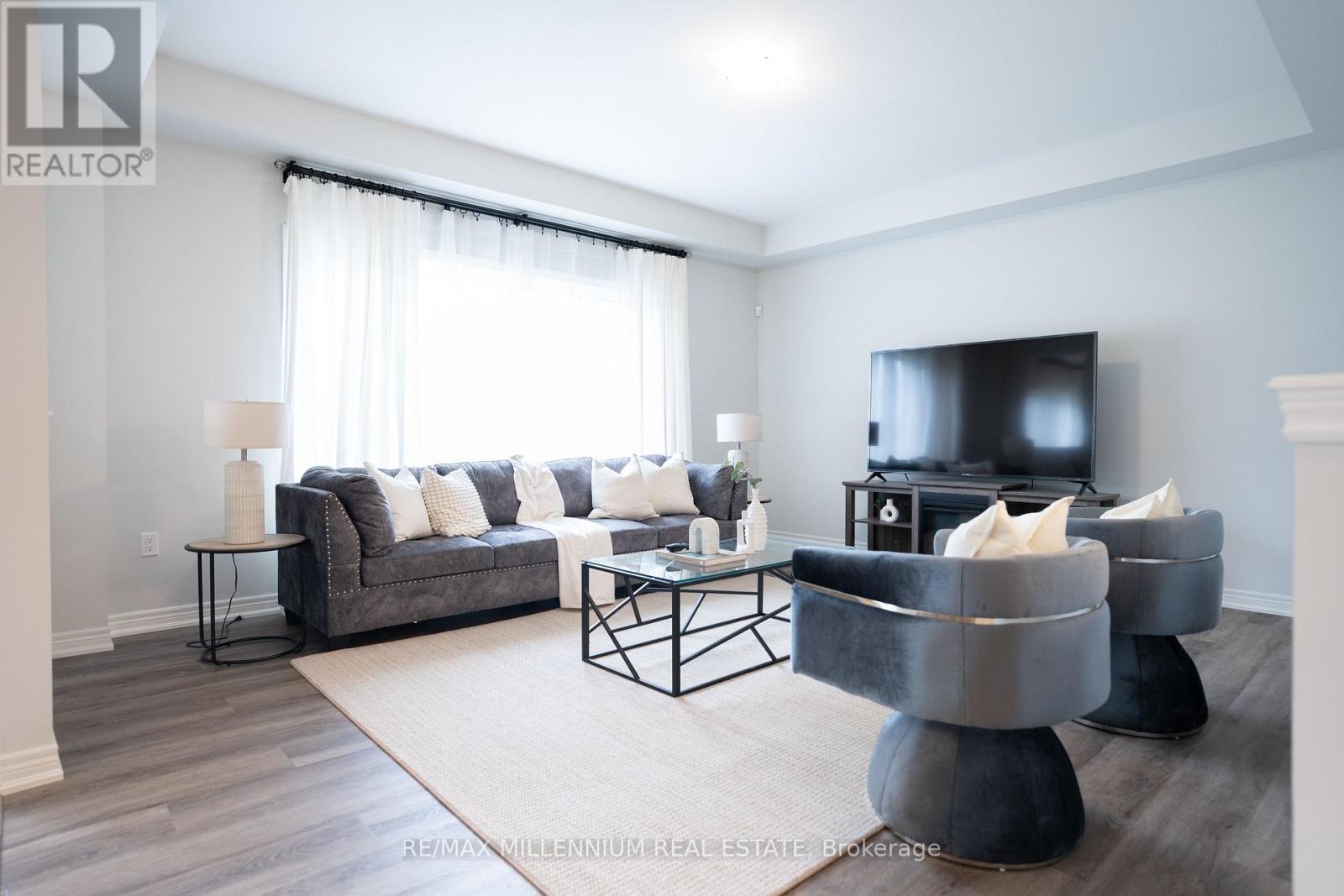 217 Walker Road N, Pelham, Ontario  L0S 1E6 - Photo 6 - X12478019