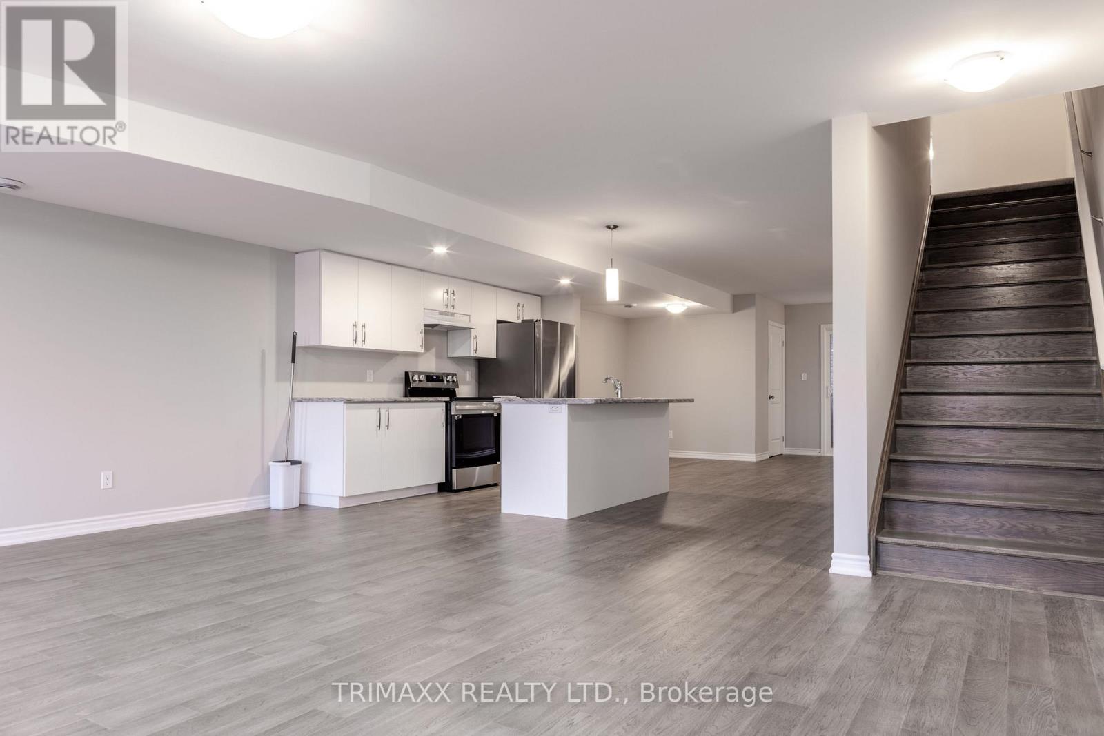 25b Oakdale Avenue, St. Catharines, Ontario  L2P 2B8 - Photo 19 - X12478029