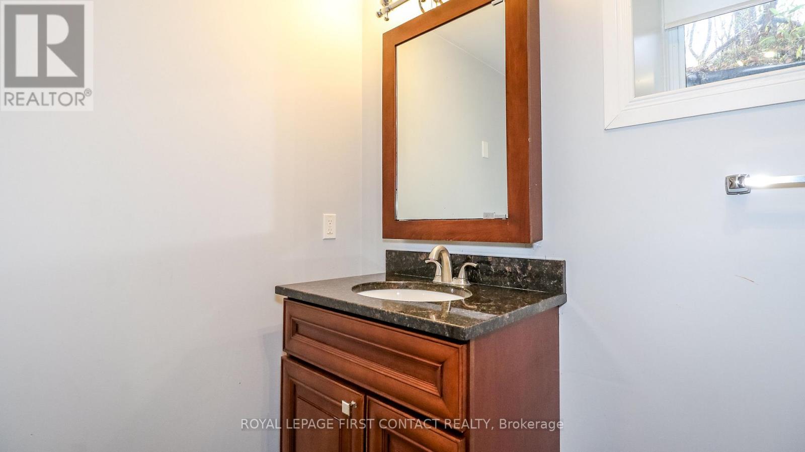 2 Porter Lane, Kawartha Lakes, Ontario  K0M 1K0 - Photo 44 - X12478128