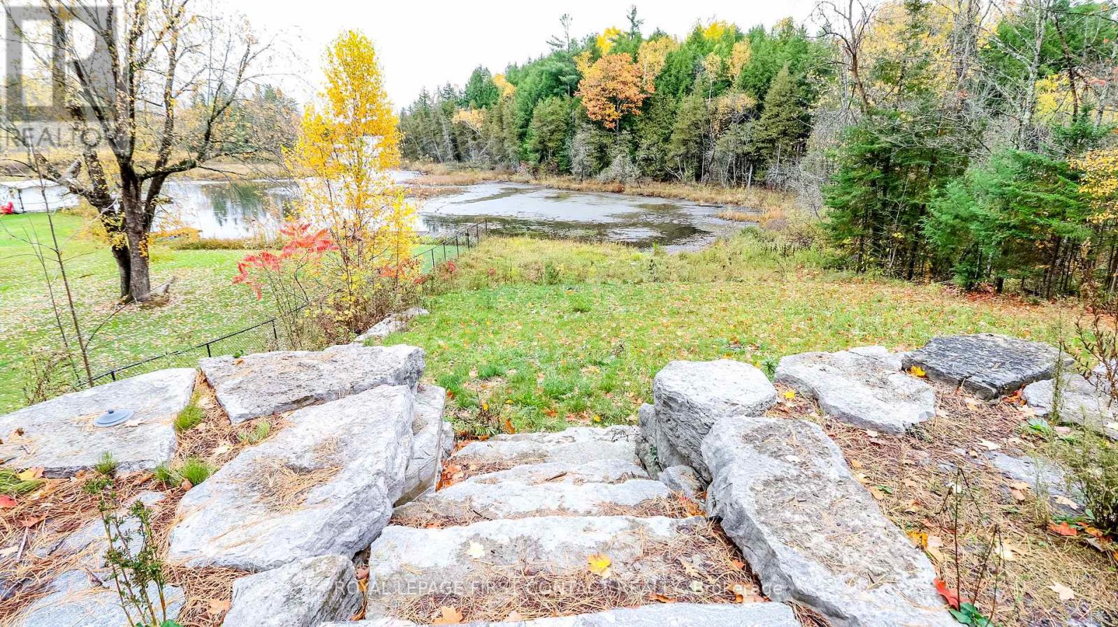 2 Porter Lane, Kawartha Lakes, Ontario  K0M 1K0 - Photo 7 - X12478128
