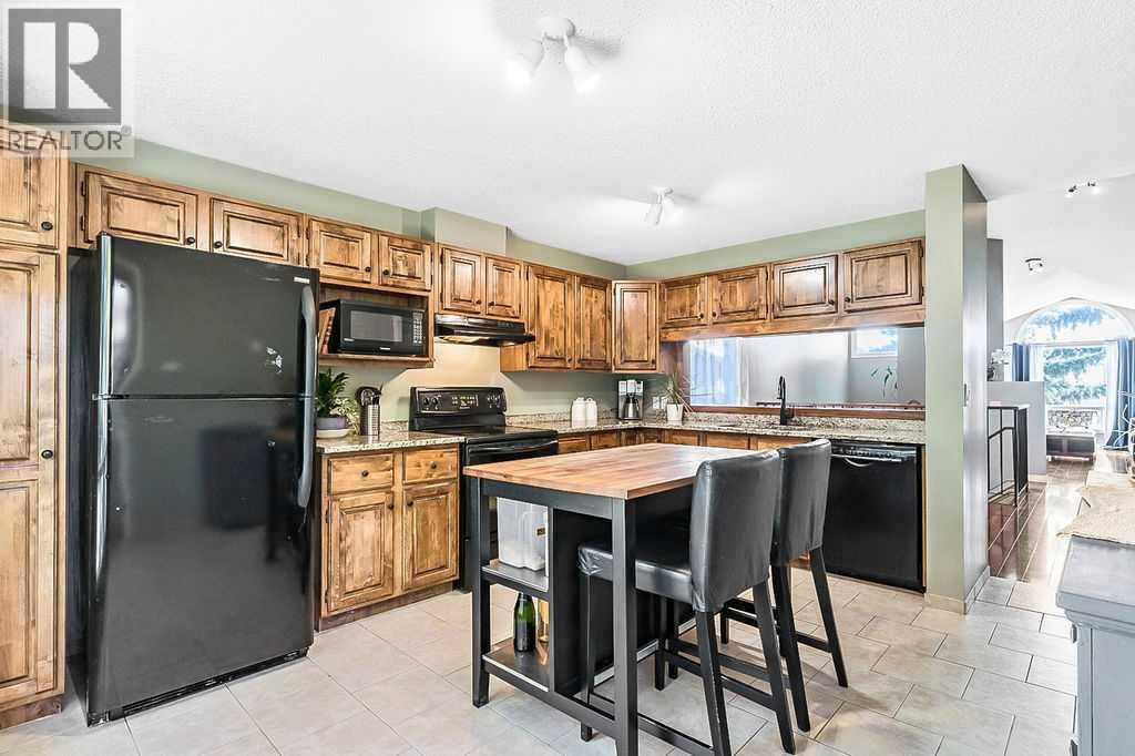 637 Strathcona Drive Sw, Calgary, Alberta  T3H 1K6 - Photo 8 - A2263882