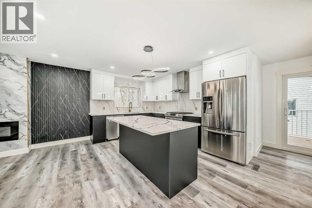 432 Ogden Drive Se, Calgary, Alberta  T2C 1W6 - Photo 3 - A2264069