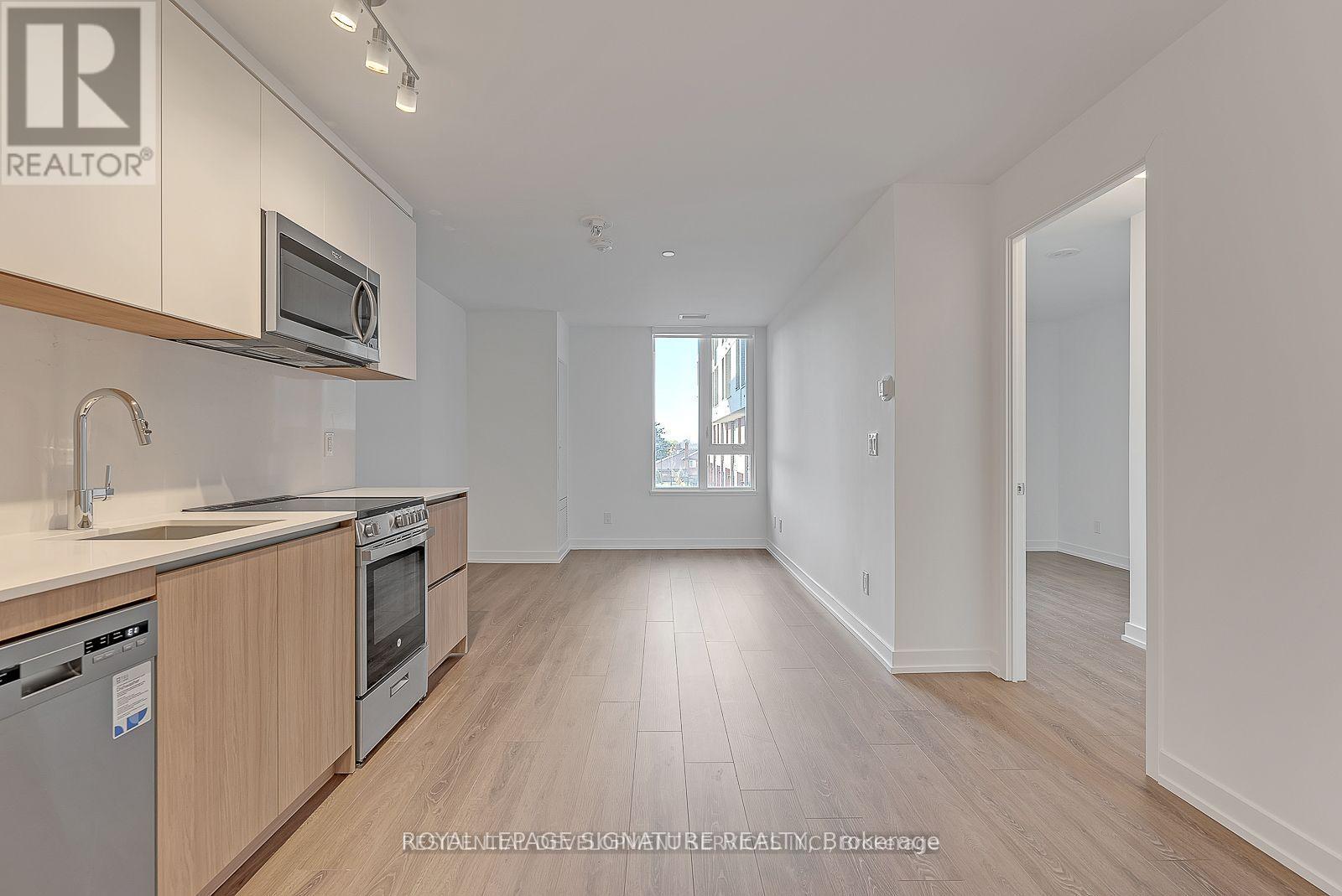 204 - 3100 Keele Street, Toronto, Ontario  M3M 0E1 - Photo 5 - W12478195