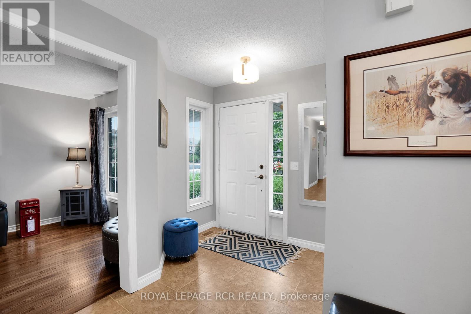 20 Marnet Court, Caledon, Ontario  L7E 1R1 - Photo 3 - W12478199
