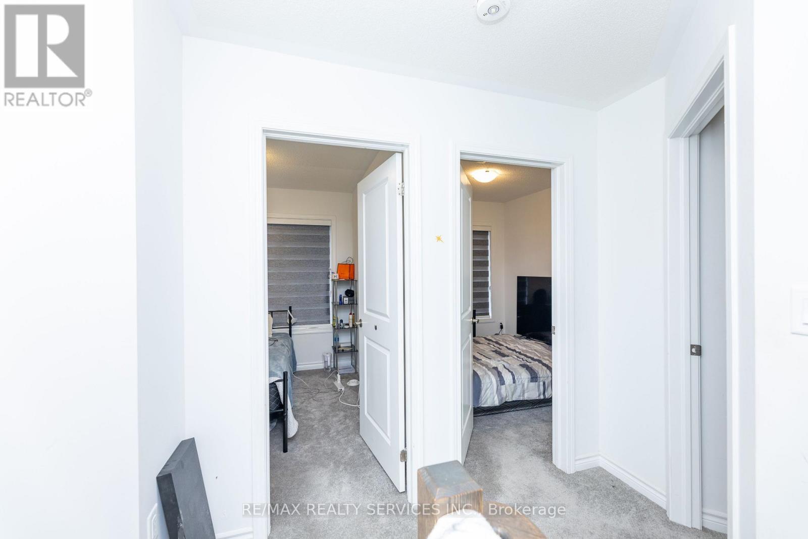 29 Keppel Circle, Brampton, Ontario  L7A 0B6 - Photo 28 - W12478222
