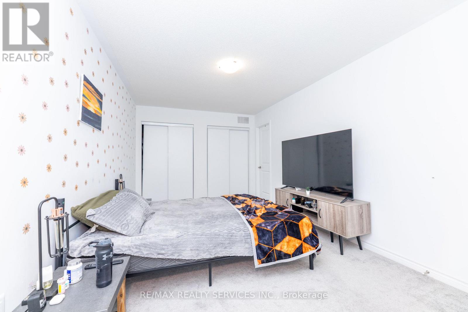 29 Keppel Circle, Brampton, Ontario  L7A 0B6 - Photo 33 - W12478222