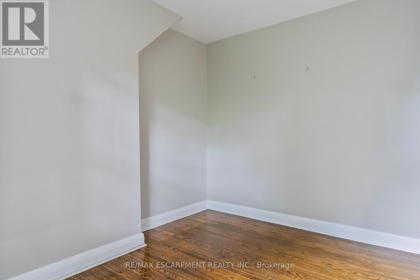 330 Poplar Drive, Oakville, Ontario  L6J 4E1 - Photo 29 - W12478237
