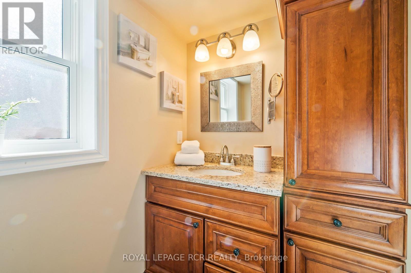 18 Westdale Avenue, Orangeville, Ontario  L9W 1B7 - Photo 24 - W12478241
