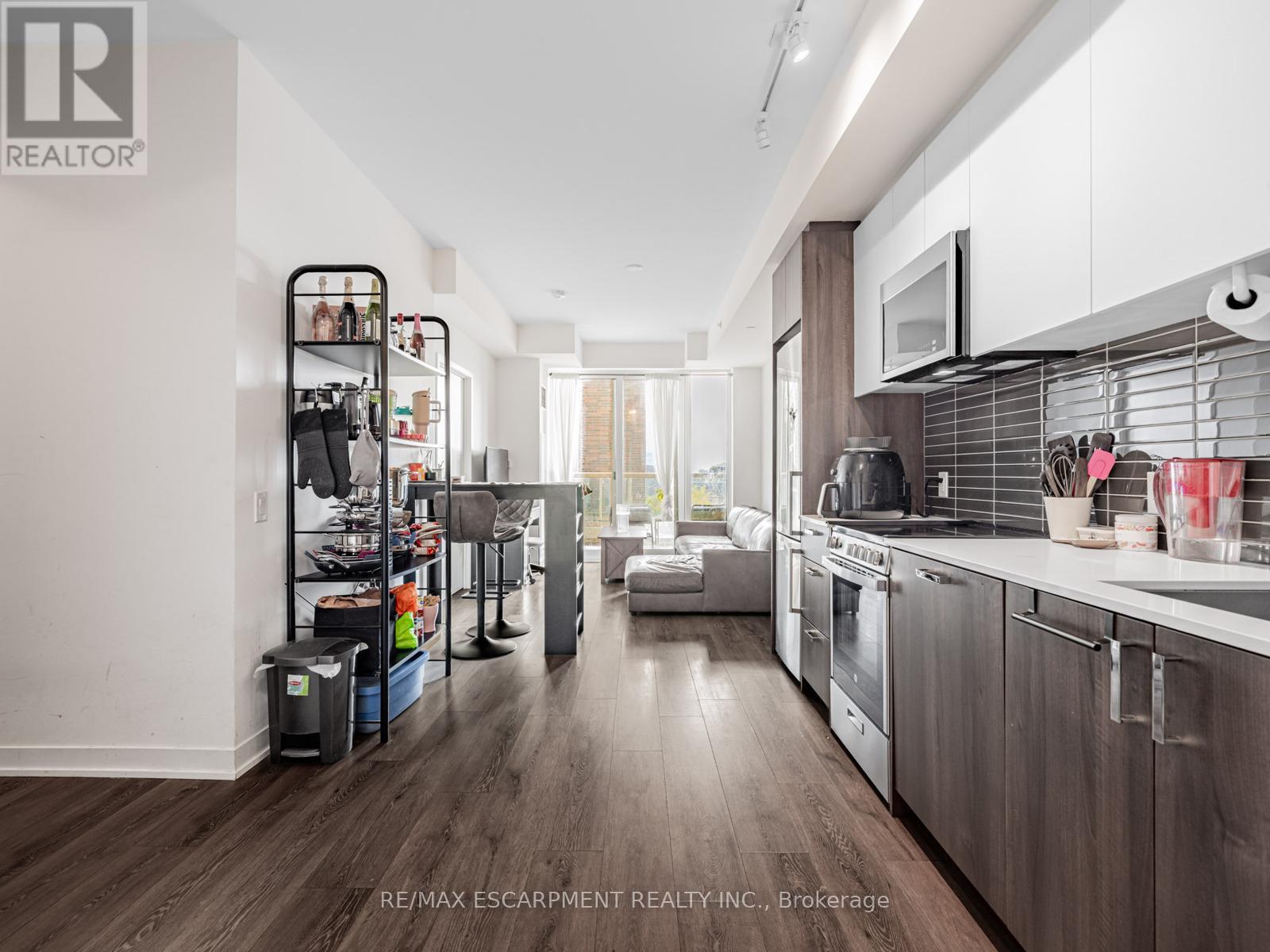 528 - 1787 St. Clair Avenue W, Toronto, Ontario  M6N 0B7 - Photo 12 - W12478254