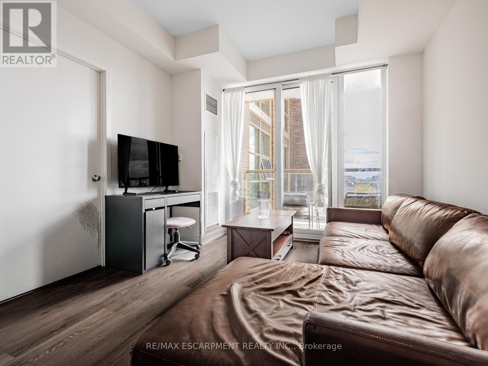 528 - 1787 St. Clair Avenue W, Toronto, Ontario  M6N 0B7 - Photo 19 - W12478254