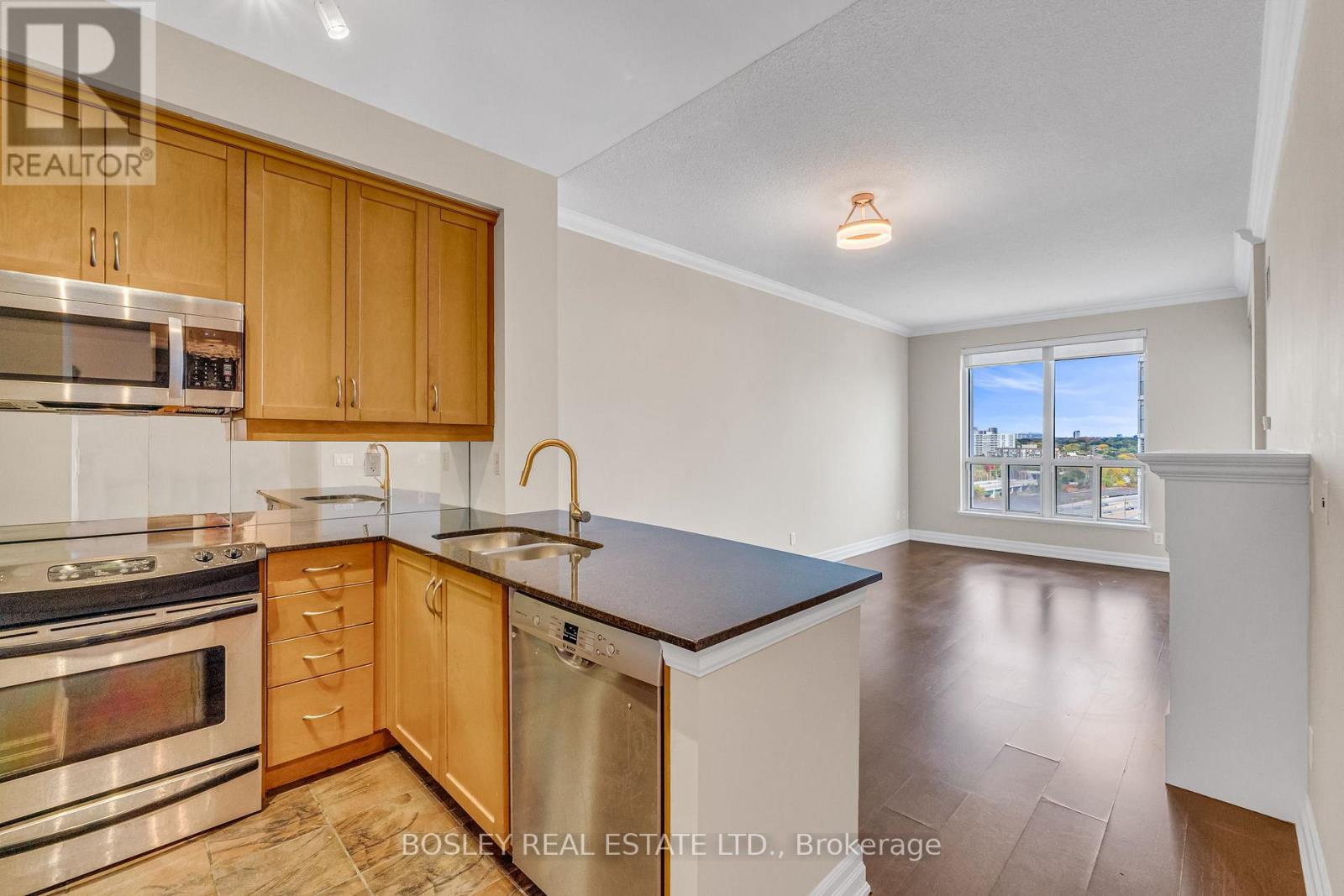 1109 - 2083 Lake Shore Boulevard W, Toronto, Ontario  M8V 4G2 - Photo 5 - W12478255