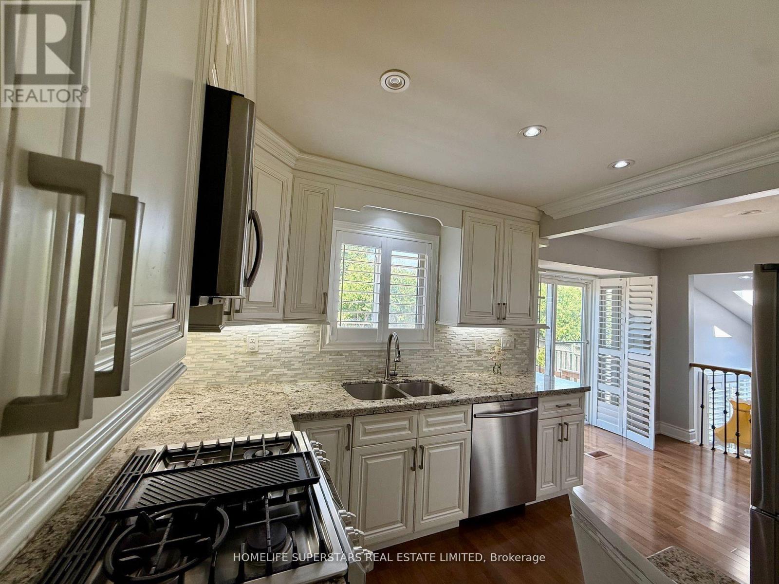 6 Farley Road, Brampton, Ontario  L6Y 2N9 - Photo 25 - W12478274