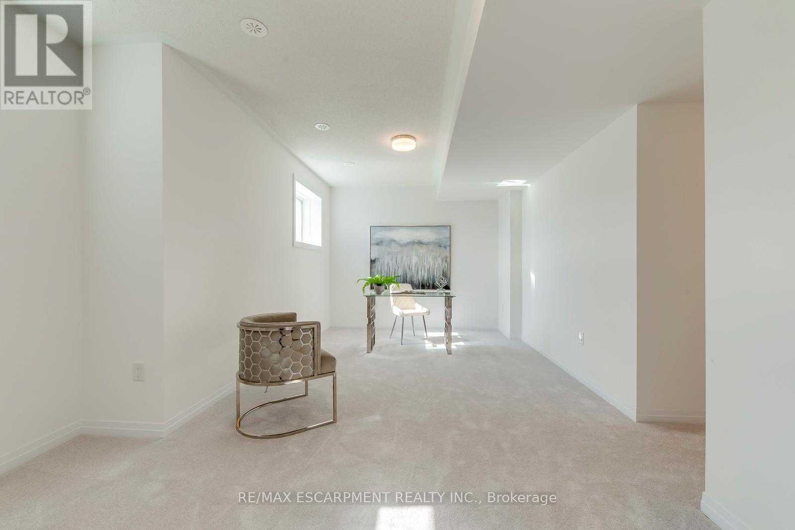 3262 Crystal Drive, Oakville, Ontario  L6M 4K1 - Photo 35 - W12478280