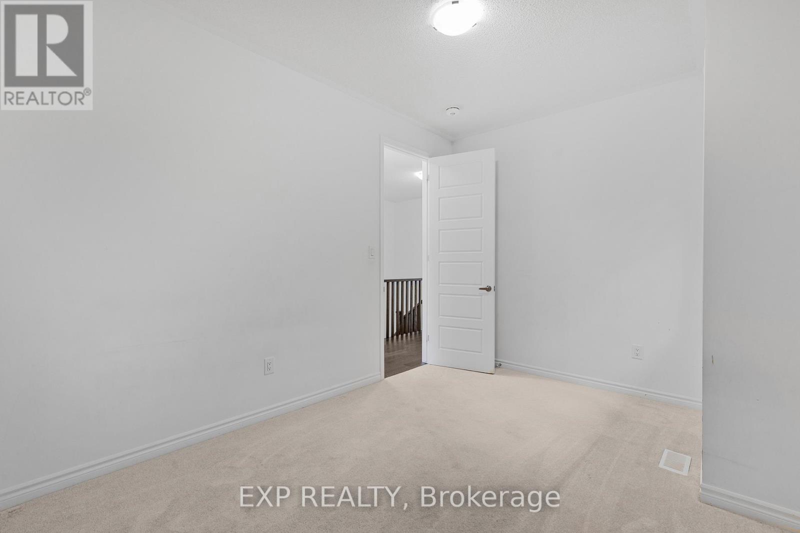 556 Boyd Lane, Milton, Ontario  L9E 1W6 - Photo 24 - W12478283