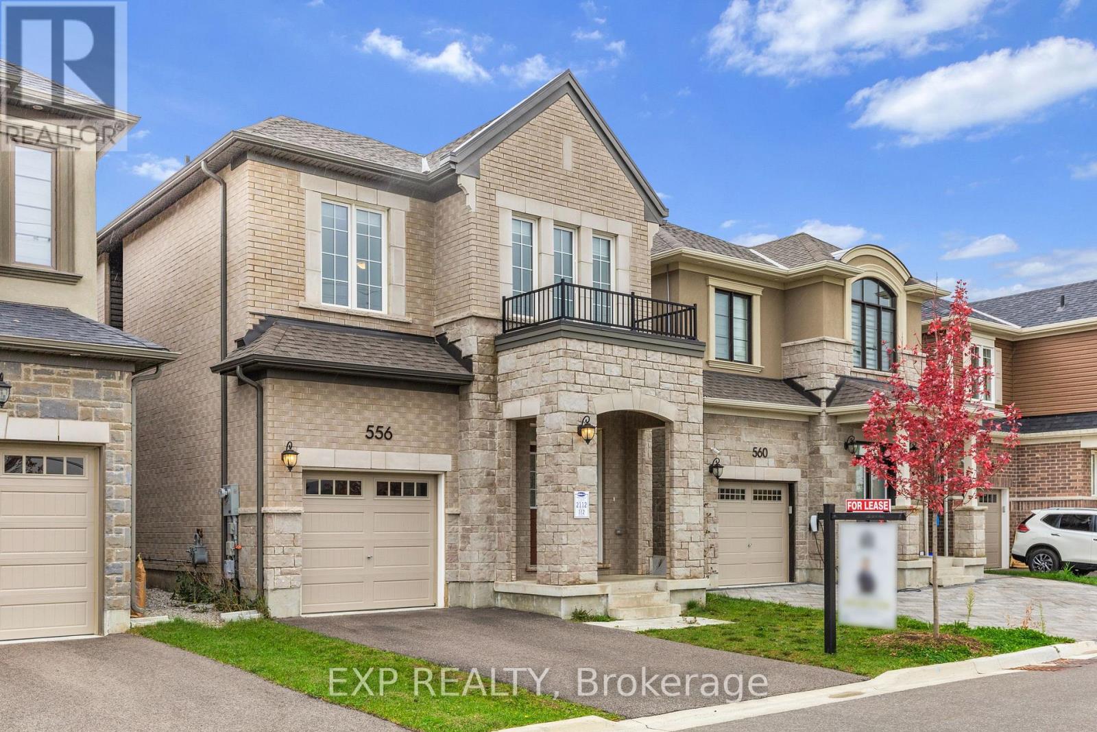 556 Boyd Lane, Milton, Ontario  L9E 1W6 - Photo 3 - W12478283