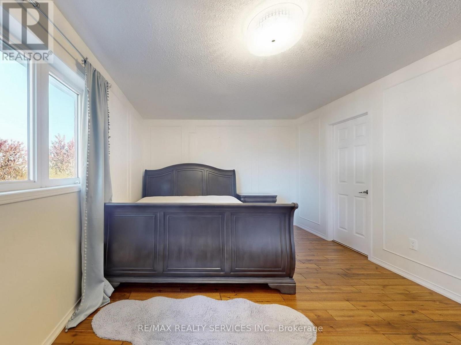 Main & 2nd Floor - 3231 Apricot Street S, Mississauga, Ontario  L5N 8A8 - Photo 23 - W12478290