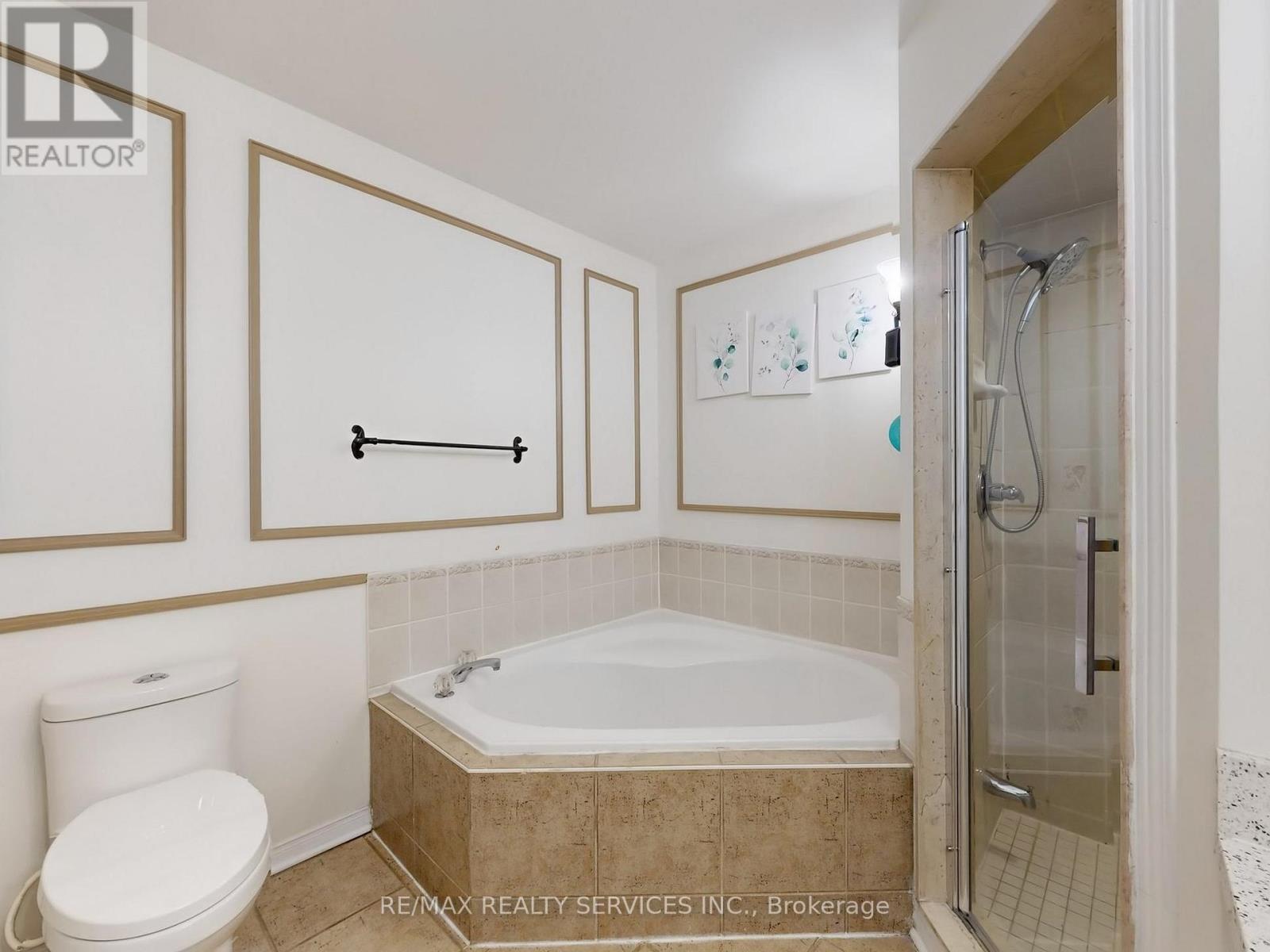 Main & 2nd Floor - 3231 Apricot Street S, Mississauga, Ontario  L5N 8A8 - Photo 27 - W12478290