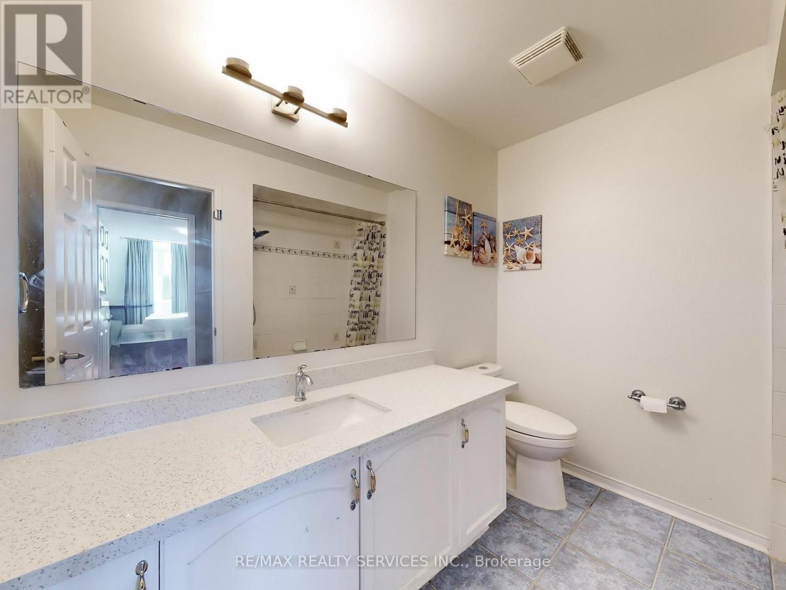 Main & 2nd Floor - 3231 Apricot Street S, Mississauga, Ontario  L5N 8A8 - Photo 32 - W12478290