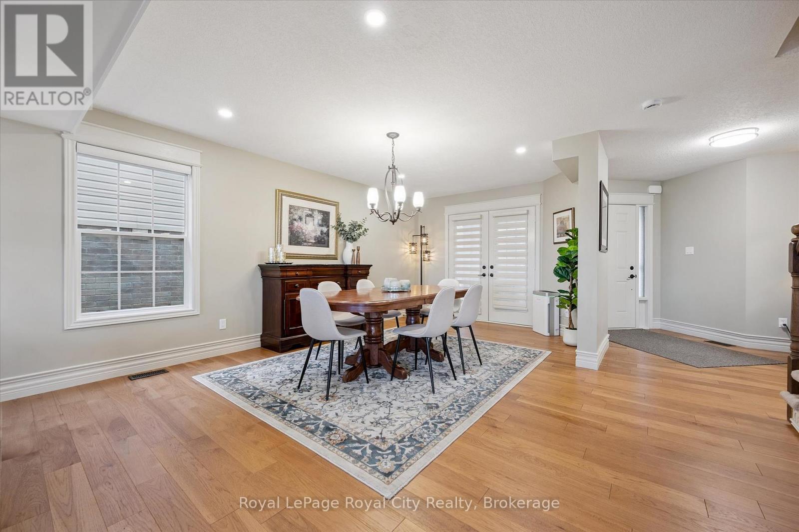 47 Norton Drive, Guelph, Ontario  N1E 7K9 - Photo 6 - X12476291