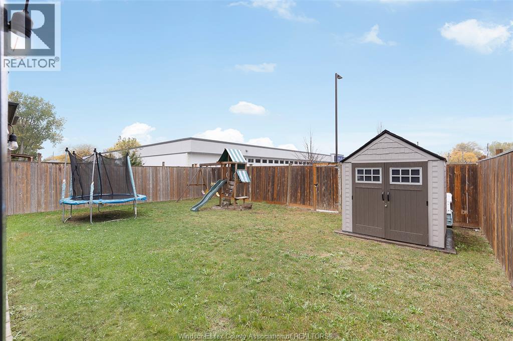 2968 Mcrobbie Crescent, Windsor, Ontario  N8R 0B1 - Photo 29 - 25026987