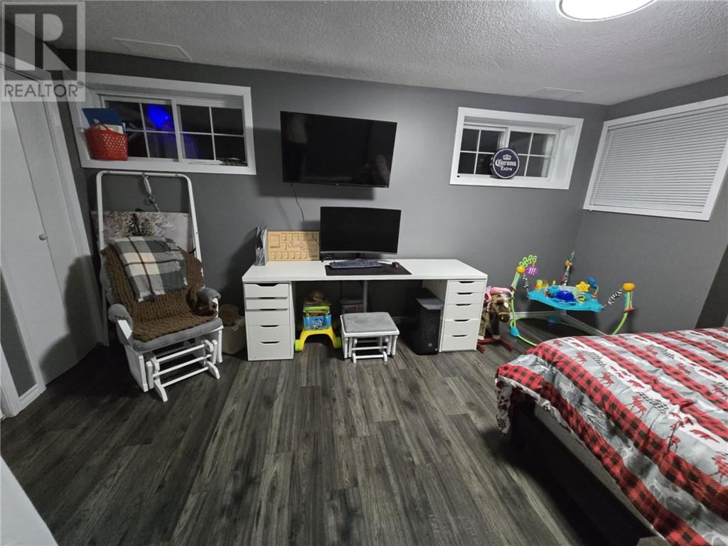 183 Hanna, Capreol, Ontario P0M 1H0 - Photo 19 - 2125351