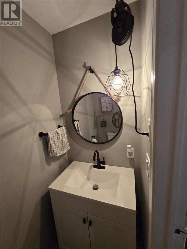 183 Hanna, Capreol, Ontario P0M 1H0 - Photo 13 - 2125351