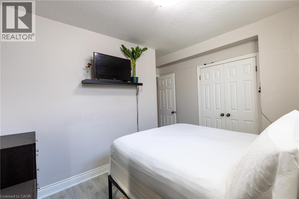38 Howe Drive Unit# 6b, Kitchener, Ontario  N2E 0E3 - Photo 11 - 40781550