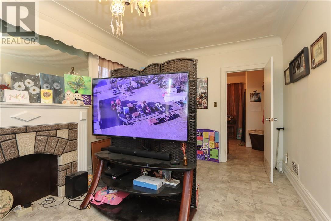 5 Pietro, Copper Cliff, Ontario P0M 1N0 - Photo 10 - 2125323