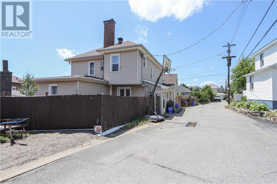 5 Pietro, Copper Cliff, Ontario P0M 1N0 - Photo 33 - 2125323