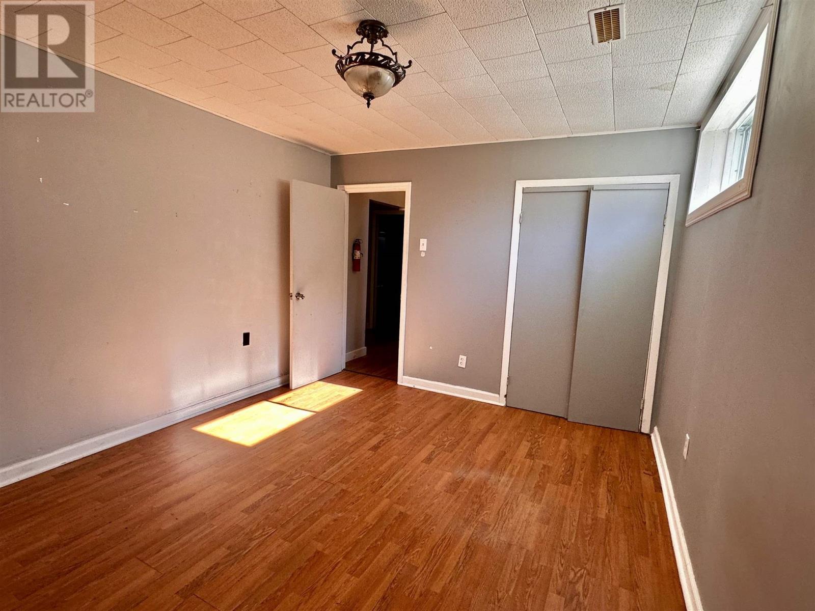 98a Axmith Ave, Elliot Lake, Ontario  P5A 1B8 - Photo 10 - SM251797