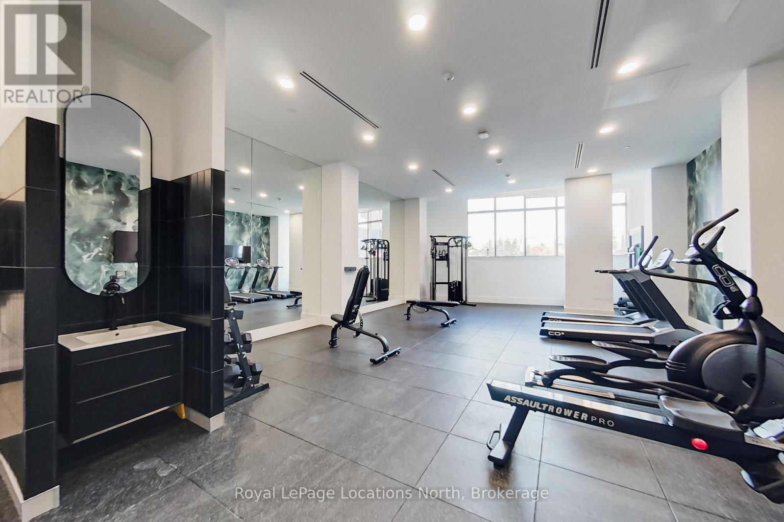 31 Huron Street, Collingwood, Ontario  L9Y 5T7 - Photo 17 - S12478471