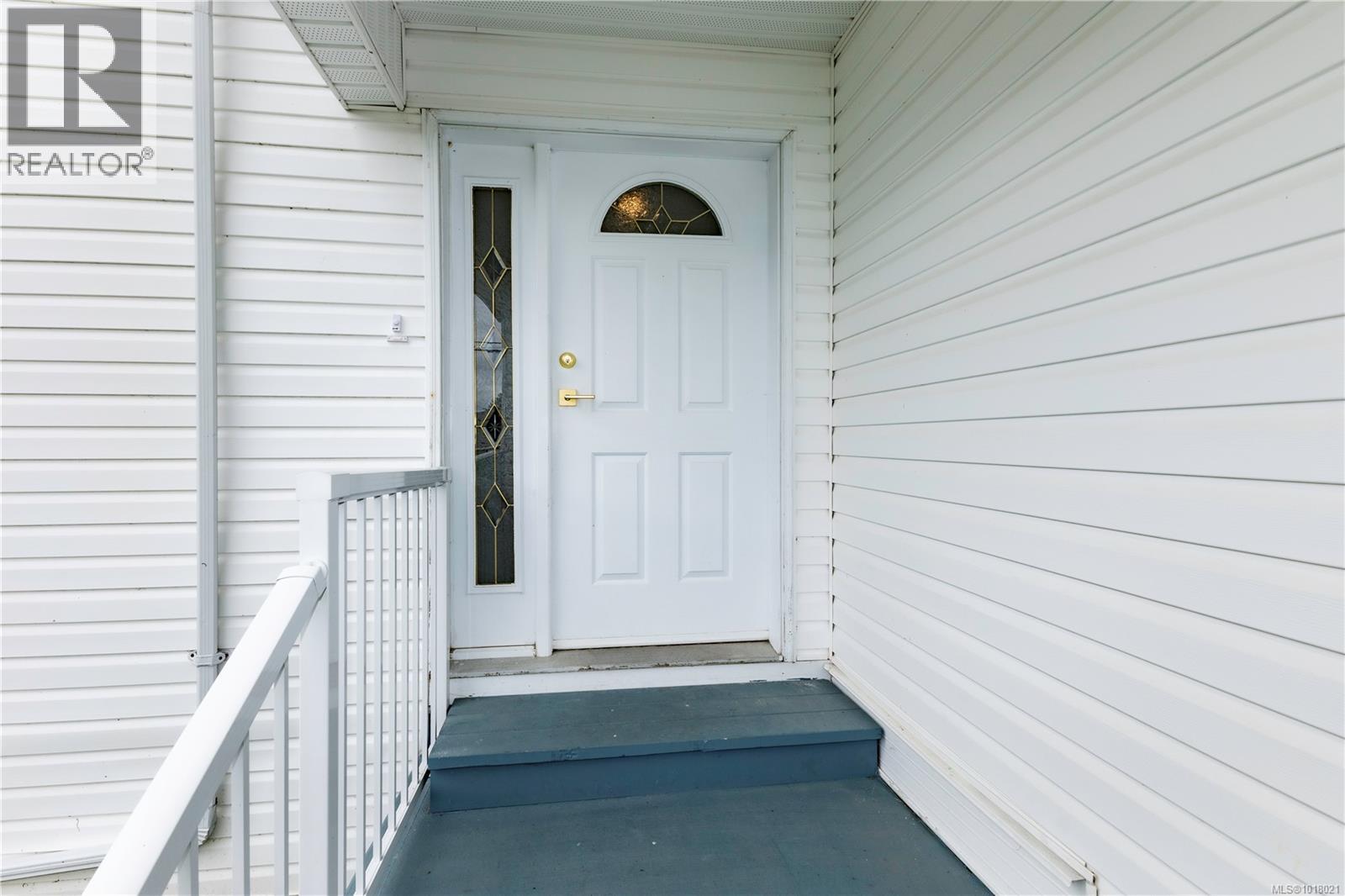 440 Macmillan Dr, Sayward, British Columbia  V0P 1R0 - Photo 4 - 1018021