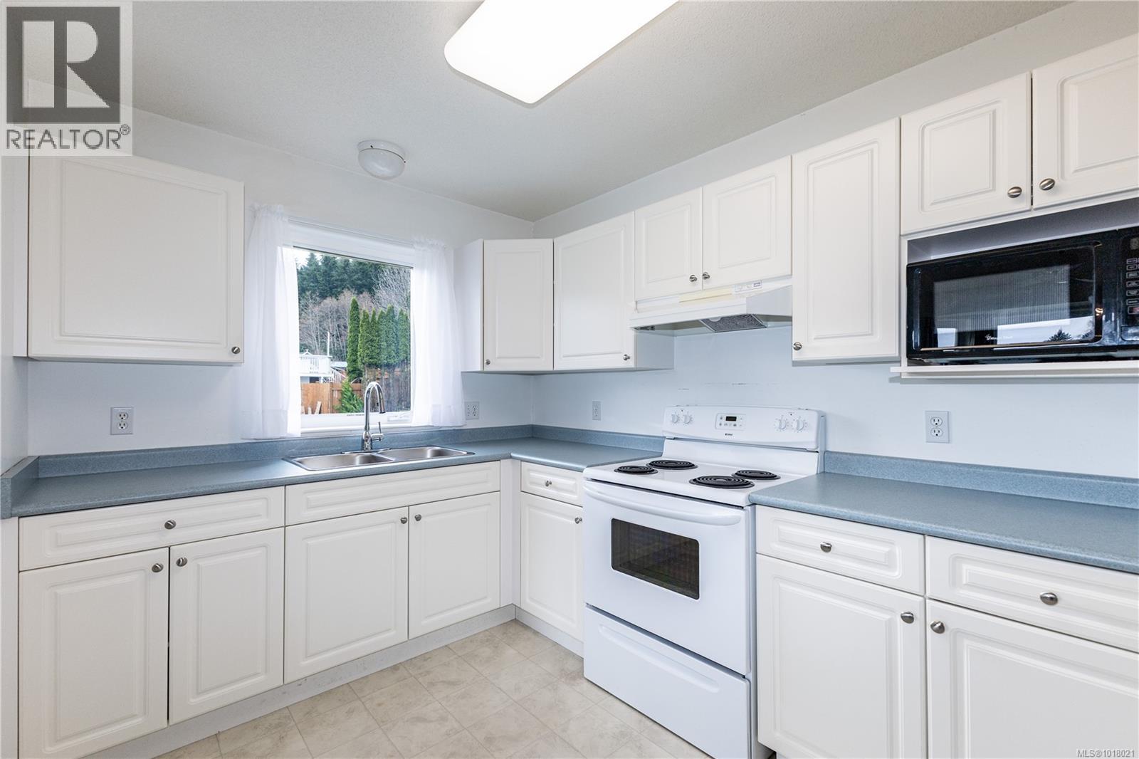 440 Macmillan Dr, Sayward, British Columbia  V0P 1R0 - Photo 43 - 1018021
