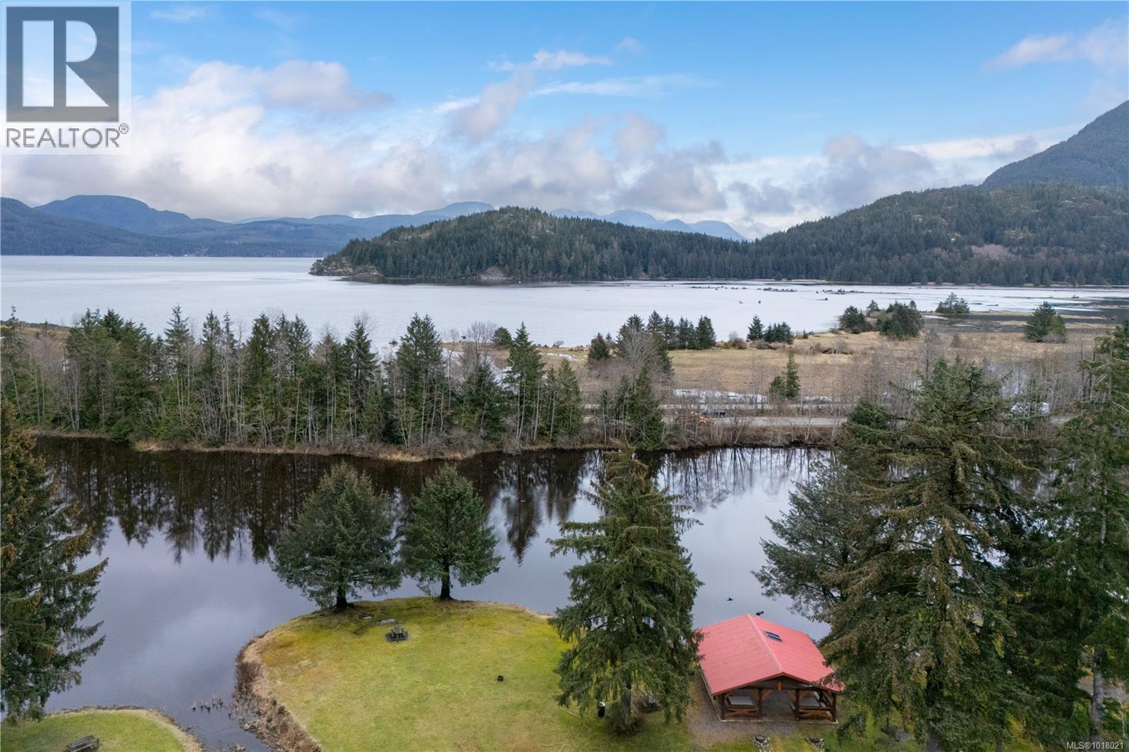 440 Macmillan Dr, Sayward, British Columbia  V0P 1R0 - Photo 70 - 1018021