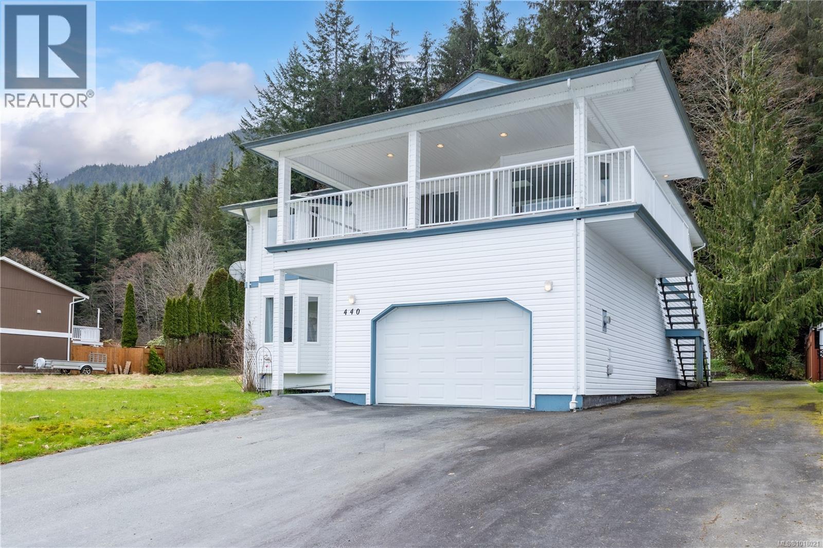 440 Macmillan Dr, Sayward, British Columbia  V0P 1R0 - Photo 65 - 1018021
