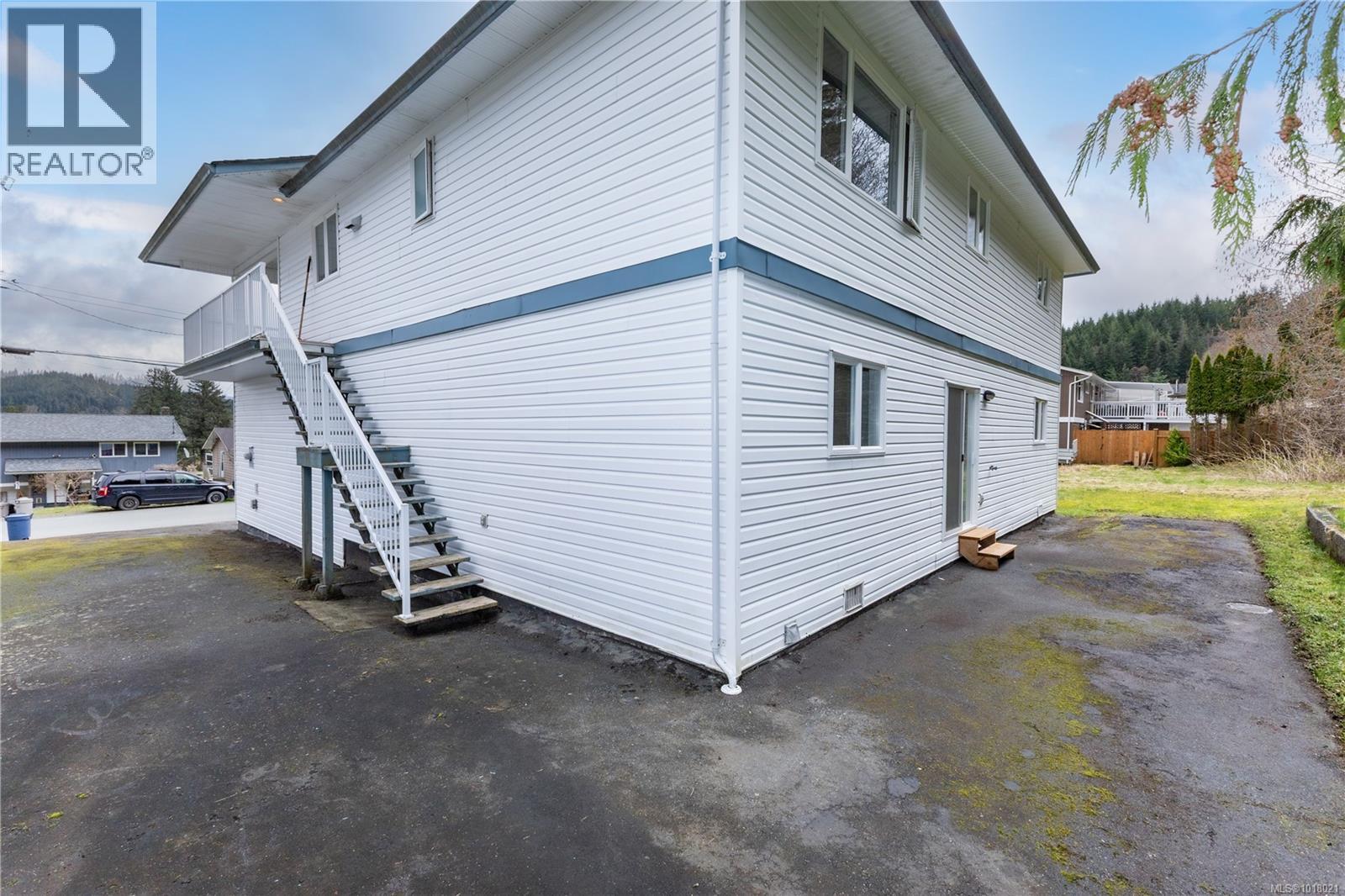 440 Macmillan Dr, Sayward, British Columbia  V0P 1R0 - Photo 58 - 1018021