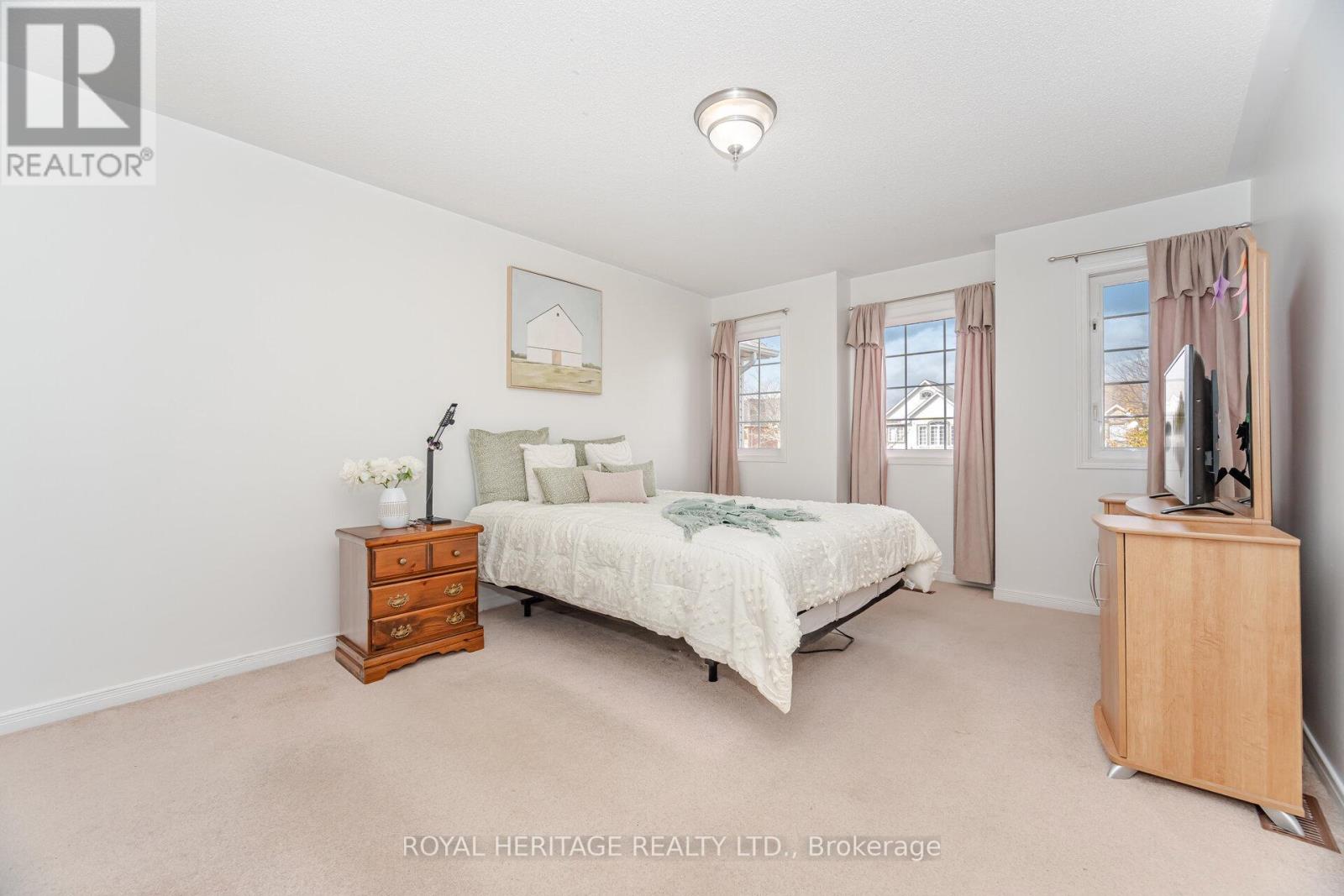 170 Madden Place, Clarington, Ontario  L1C 5K4 - Photo 11 - E12478459