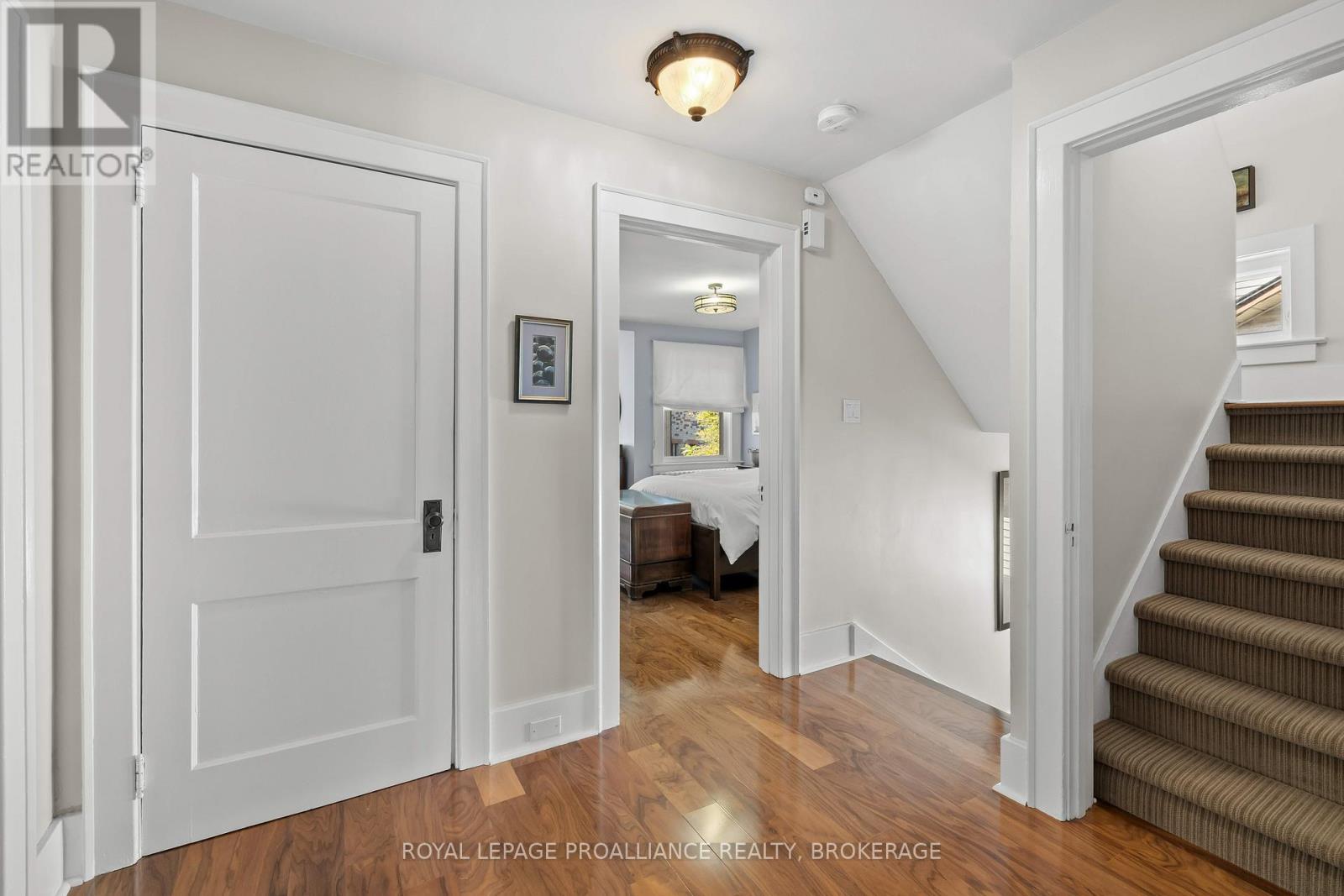58 Earl Street, Kingston (Central City East), Ontario  K7L 2G6 - Photo 19 - X12478508