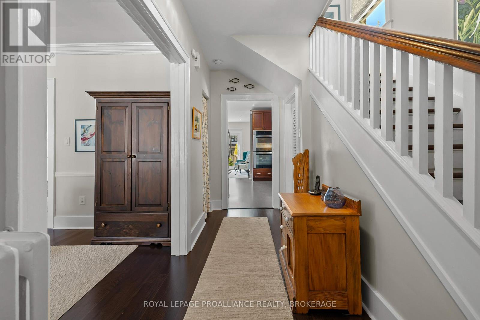 58 Earl Street, Kingston (Central City East), Ontario  K7L 2G6 - Photo 6 - X12478508