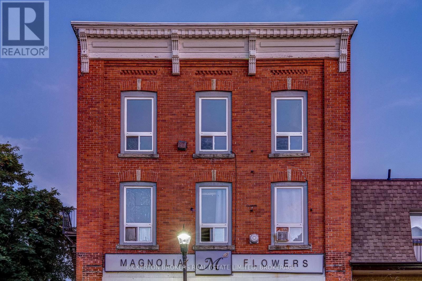 66 King Street E, Gananoque, Ontario  K7G 1G1 - Photo 9 - X12478517